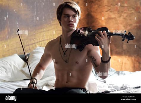 Nicholas galitzine keenan kampa hi-res stock photography and images - Alamy