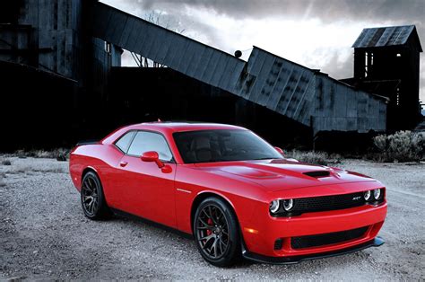 4 Incredible Dodge Challenger SRT Hellcat Videos - TFLcar