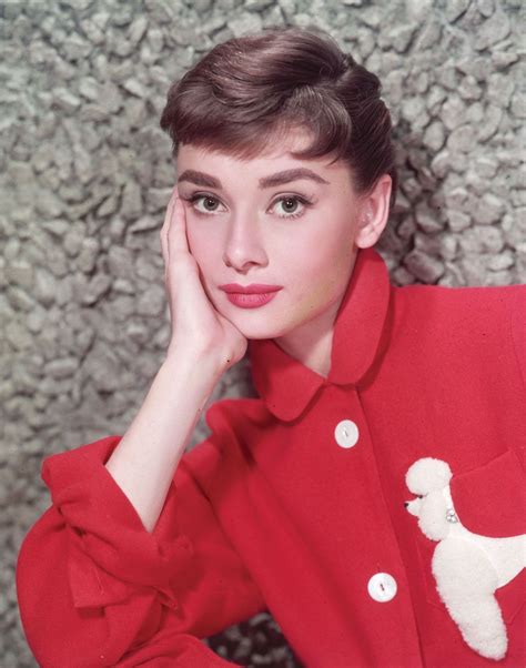 Audrey Hepburn | Biography, Movies, Sabrina, Breakfast at Tiffany’s ...