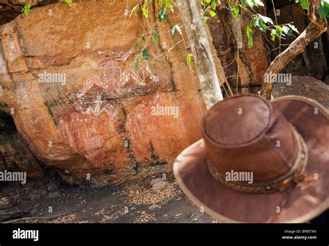 Kakadu national park aboriginal art hi-res stock photography and images - Alamy