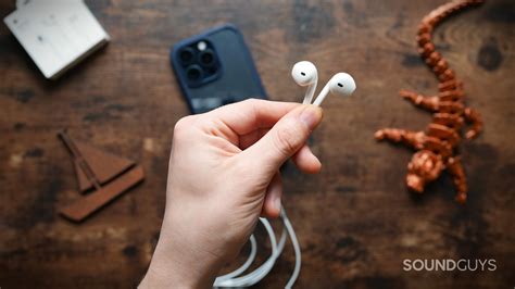 Apple EarPods (USB-C) review - SoundGuys