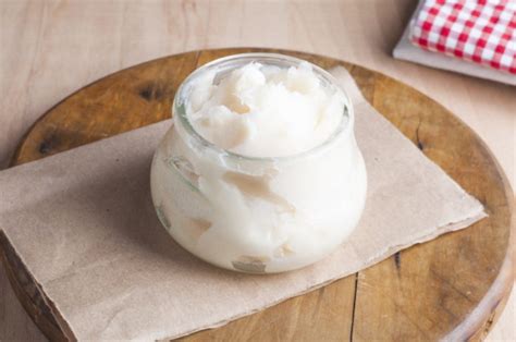 11 Convenient Lard Substitutes to Get By – Cook On Monday