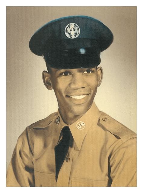 Happy Veteran's Day. Here's a Photo of a Young Morgan Freeman as Part of the U.S. Air Force ...