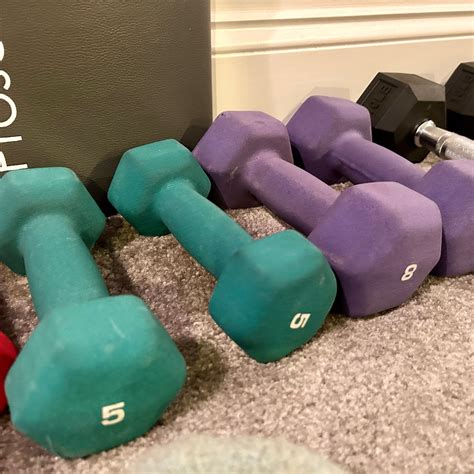 Exercise Lot! Free Weights, Weighted Vest, Ankle/wrist Weights, Etc (BSMT) #51168 | Auctionninja.com