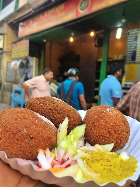 Top 5 Kolkata street foods to savor | Street food, Indian street food, Bengali food