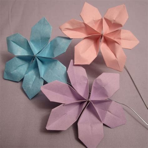 Easy Post It Note Origami Rose - teachcreativa.com