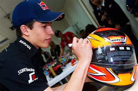 Honda signs Marquez to Repsol team - Canada Moto Guide