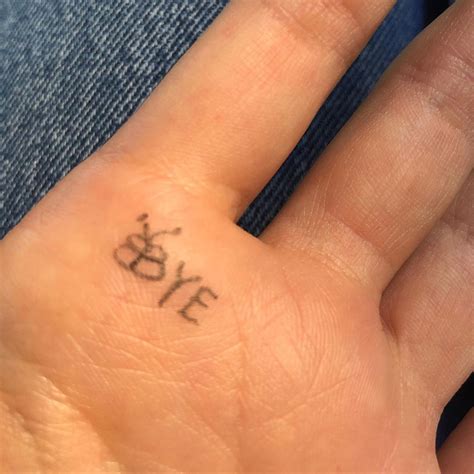 Alexa (@alexadyne) • Instagram photos and videos | Pretty tattoos, Small tattoos, Tattoos