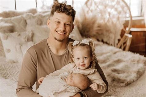 Patrick Mahomes Poses with Daughter Sterling and Son Bronze in Sweet ...