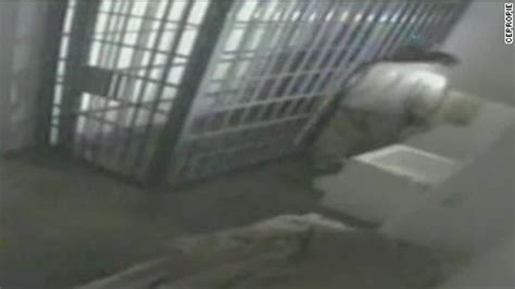Video released of 'El Chapo' escaping - CNN Video