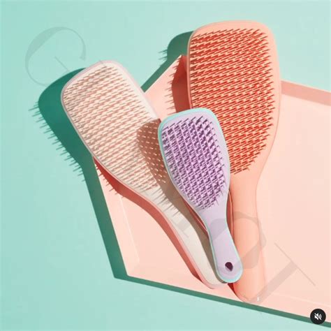 Tangle Teezer Mini Wet Detangler mini brush for wet hair | glamot.com