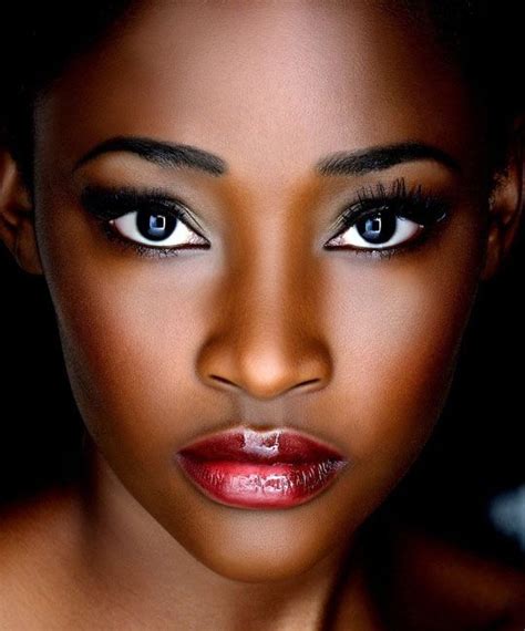 Donkere huid make-up Lipstick For Dark Skin, Blue Lipstick, Dark Skin Makeup, Lipstick Tube ...