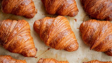 The fascinating French history behind every croissant - Real Word