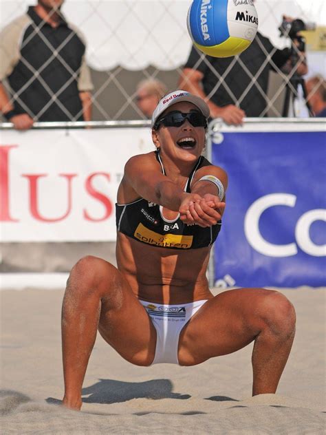 Carolina Salgado | Beach volleyball pictures, Beach volleyball, Volleyball pictures