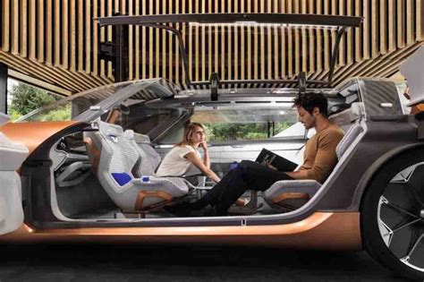 Renault Symbioz Autonomous Concept Unveiled At Frankfurt Motor Show