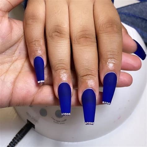 Best 24+ royal blue prom nails you must try this year