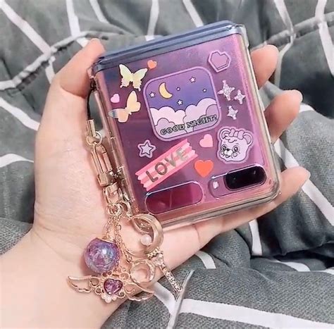 HOT - 갤럭시Z 플립 꾸미기에 빠진 사람들...JPG | Aesthetic phone case, Diy phone case, Pretty phone cases