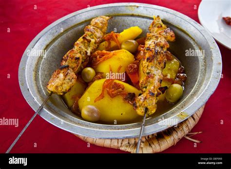 Chicken skewers, gastronomy, High Atlas, Morocco, Africa Stock Photo - Alamy