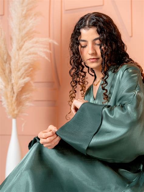 THE METHA KAFTAN DRESS - METALLIC GREEN – BYSARAD