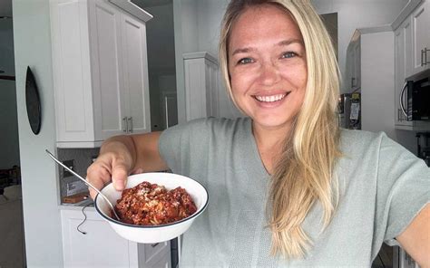 The Best Spaghetti Meat Sauce Recipe - On Moxie and Motherhood
