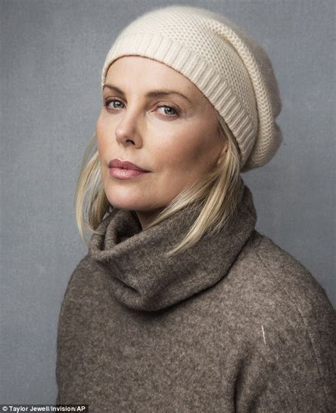 Charlize Theron looks ageless in glamor photos | Daily Mail Online