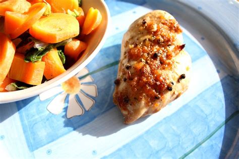 4 Ingredients Easy Baked Chicken Breast Recipe with Caramelized Garlic - Easy Chicken Recipes