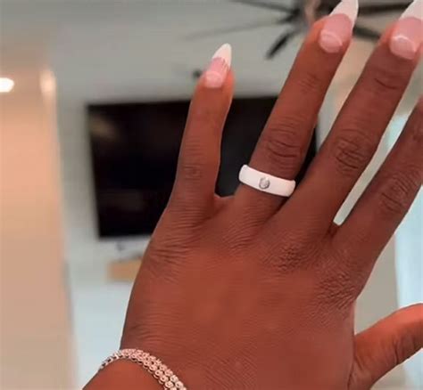 Olympic Gymnast Simone Biles Wears a Stand-In Engagement Ring at the ...