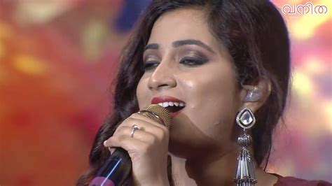 Shreya Ghoshal | Singing | Hindi | Tamil | Malayalam | Single Take | Vanitha Awards - YouTube