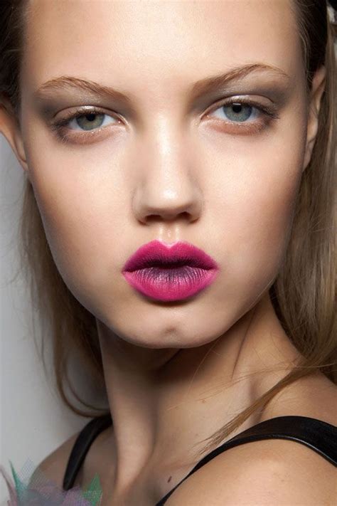 8 Stunning Two-Tone Lip Looks You Need to Try Now | Ombre lipstick ...