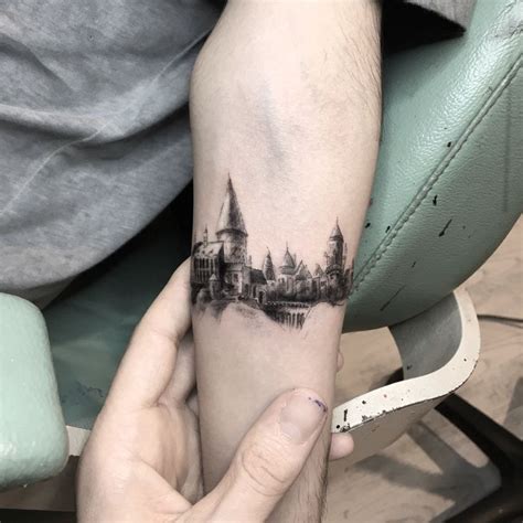 Hogwarts tattoo, Harry Potter in 2020 | Hogwarts tattoo, Harry potter tattoo small, Harry potter ...