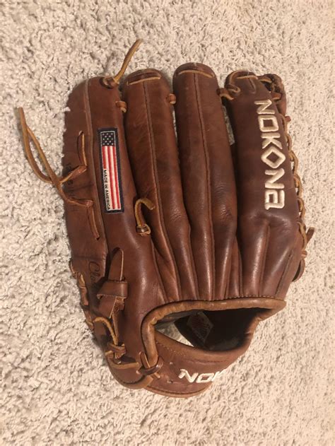 Brown High School/College Outfield 12.75" Baseball Glove | SidelineSwap