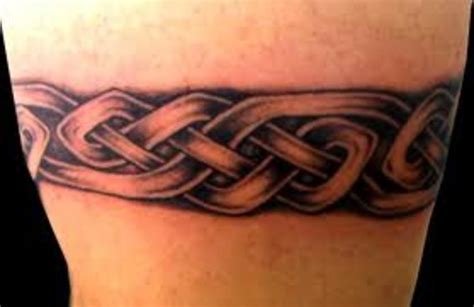 Chain Tattoo Designs, Ideas, & Meanings | TatRing