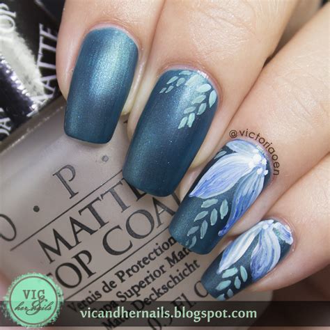 Vic and Her Nails: VicCopycat - Two Colour Flower by Nail Lacquer UK