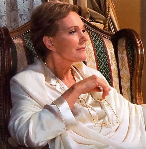 Julie Andrews Online on Instagram: “Queen Clarisse in all her crowning glory 👑 #julieandrews # ...