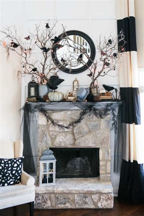 40 Spooktacular Halloween mantel decorating ideas