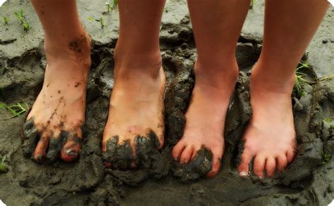 feet in the mud | urbanworkbench | Flickr