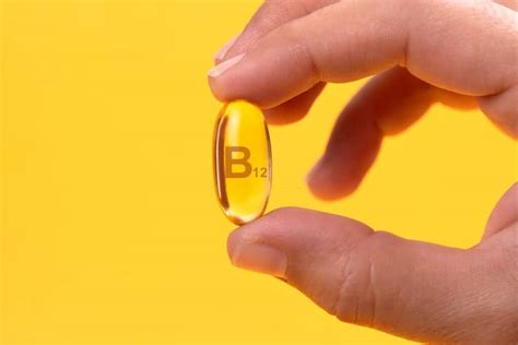 Benefits of Vitamin B12 for Men - HealthGardeners