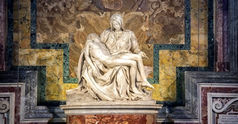 Exploring Michelangelo's 'Pietà,' a Masterpiece of Renaissance Sculpture