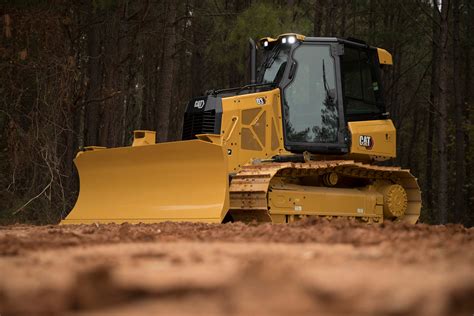 New Cat® D1, D2 and D3 Next Generation Small Dozers Improve Visibility ...