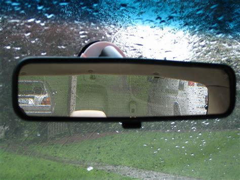 File:Rear-view mirror.jpg - Wikipedia