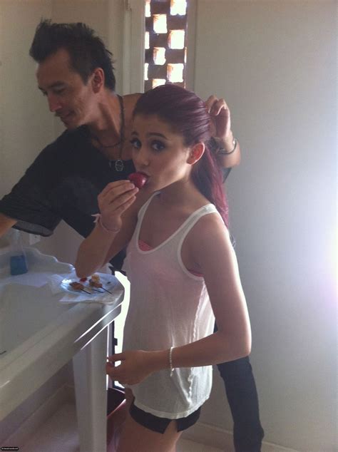 Ariana Grande Personal Twitter Pics (169 Photos) – HawtCelebs