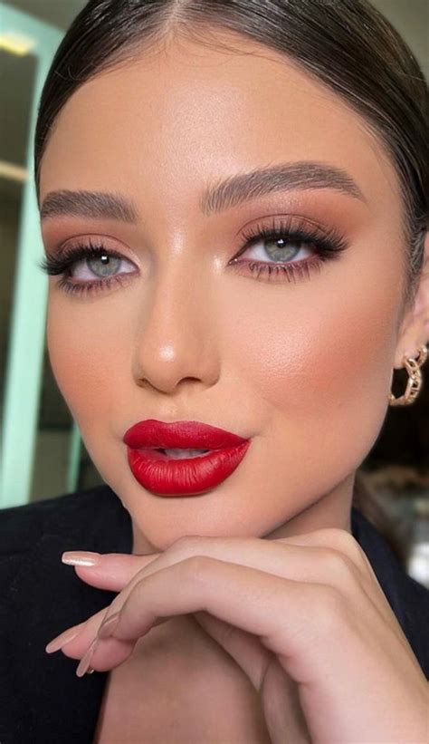 Makeup Looks For Red Dress, Red Lipstick Makeup Looks, Prom Makeup For ...