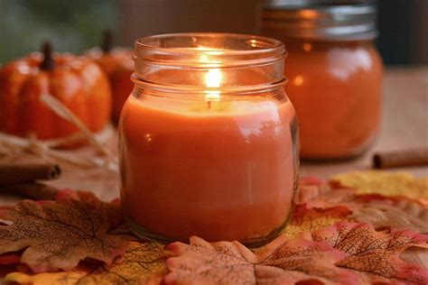 How to Make Pumpkin Spice Candles | DIY Pumpkin Spice Soy Candle