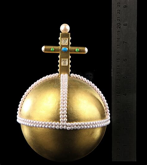 MONTY PYTHON AND THE HOLY GRAIL (1975) - Replica Holy Hand Grenade ...