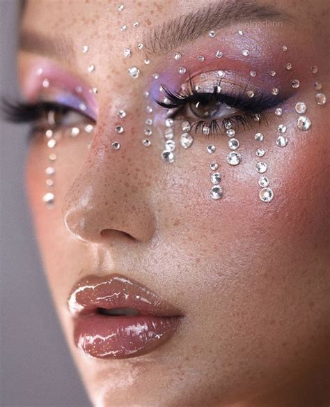 Euphoria Makeup Look Rhinestone Makeup | Gem makeup, Crystal makeup, Makeup looks