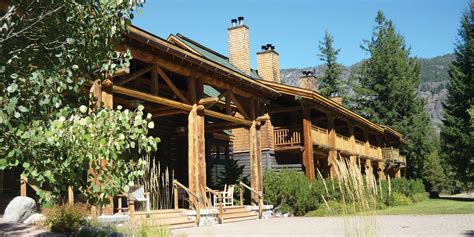 Freestone Inn in Mazama, Washington