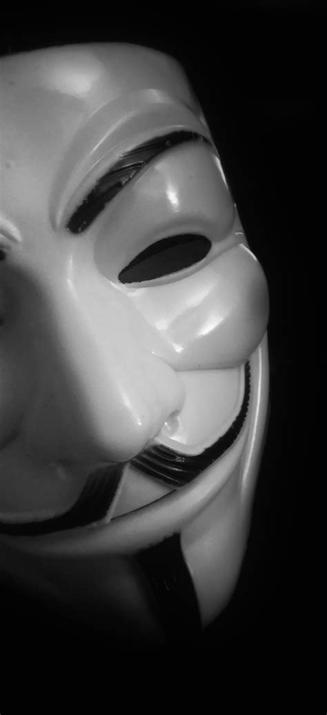 Guy Fawkes Mask @ B/W (photo @repelsteeltje21) | Guy fawkes mask, Mask ...