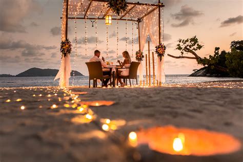 Romantic Beach Dinner Proposal