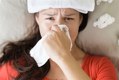 Wet Cough: Causes, Symptoms, & 8 Home Remedies - eMediHealth