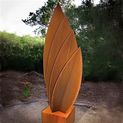 idées pour intégrer l'acier corten au jardin- sculpture contemporaine ...